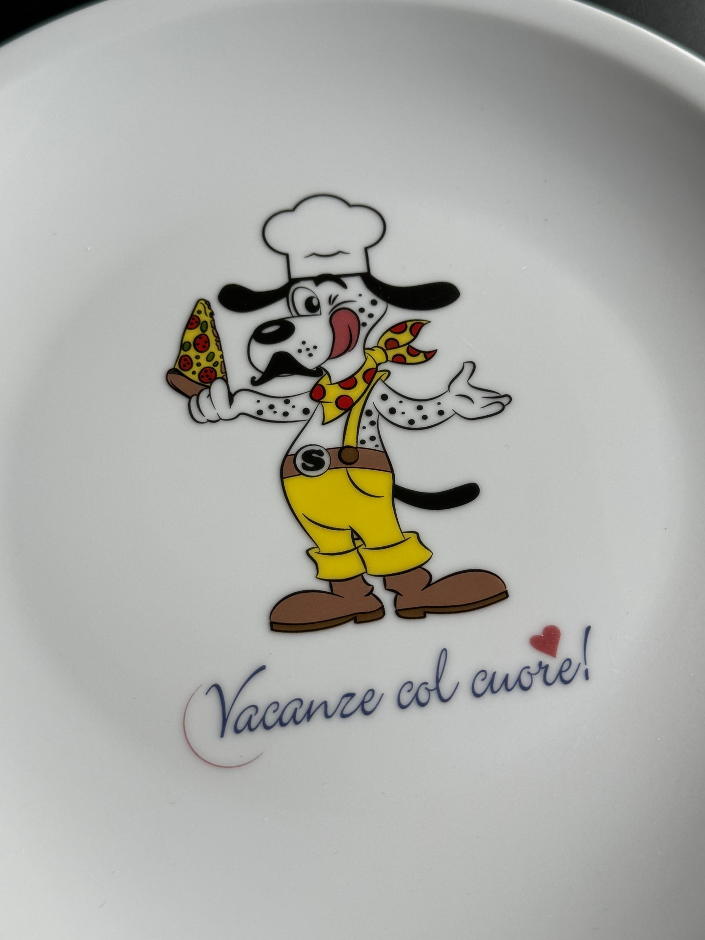 Spotty plate 'PIZZA'